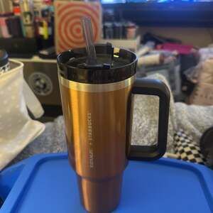 Stanley + Starbucks Thailand Copper & Black 40oz Tumbler